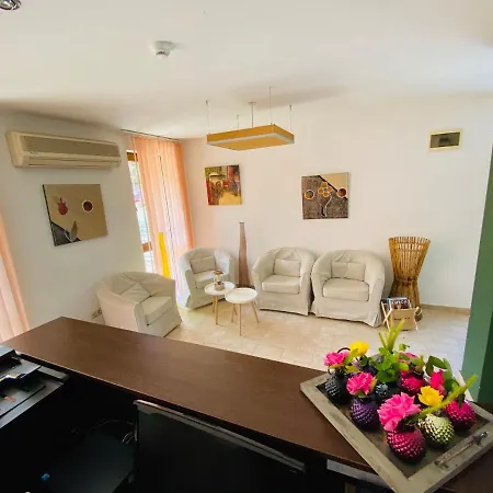 Tarfa Hotel Lozenets